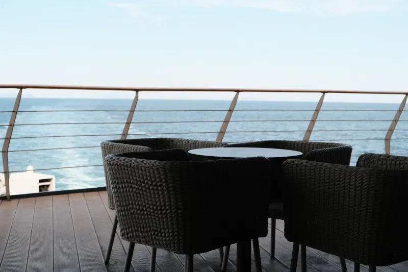 The Discipline of Less: How the Most Coveted Beach Clubs Are Using Strategic Restraint to Deepen Luxury