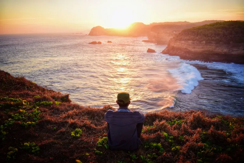 Alone at the Water's Edge: The Rise of the Intentional Solo Beach Retreat